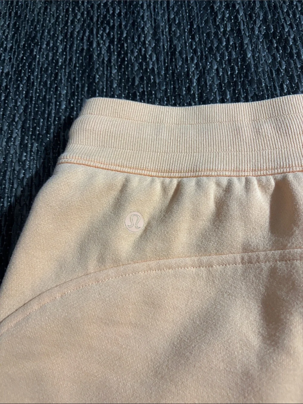 Lululemon Scuba High Rise Short 5” Light Cotton Terry Peach Bellini Size 4